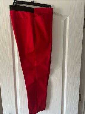Red Women’s Sz 6  Dress Pants - Classic Tailored Fit
